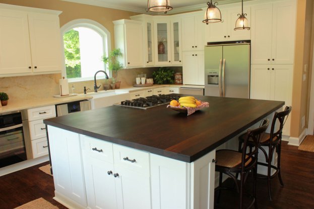 Wenge plank kitchen countertop